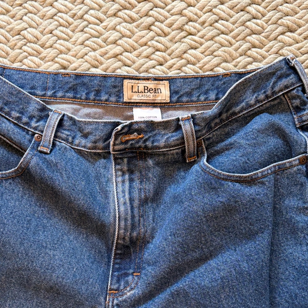 Vintage L.L. Bean Men’s Classic Fit Blue Denim Jeans